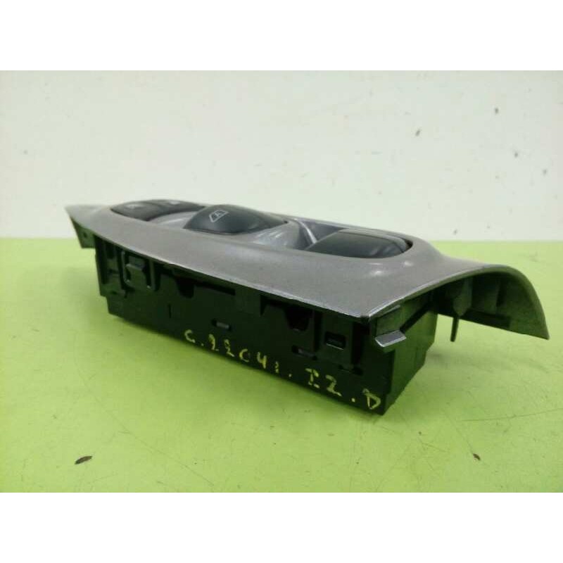 MANDO ELEVALUNAS DELANTERO IZQUIERDO 809611KM3A