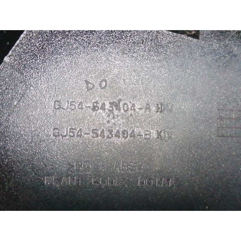 MOLDURA TRASERA PORTON NEGRO OBSERVAR FOTOS