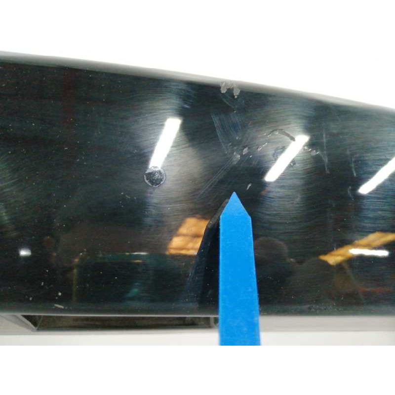 MOLDURA TRASERA PORTON NEGRO OBSERVAR FOTOS