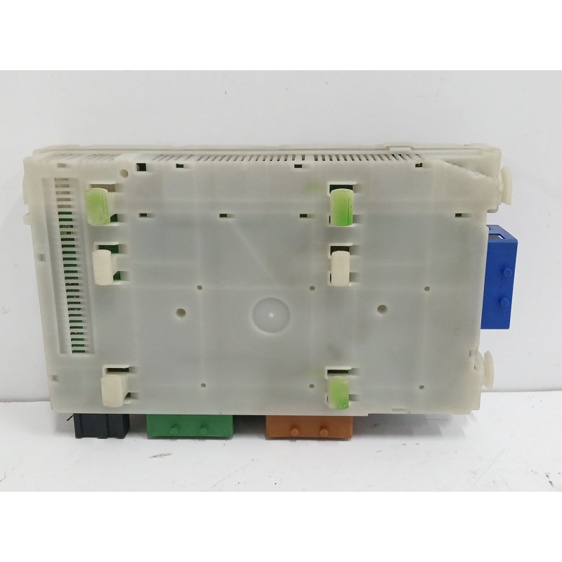 CAJA RELES / FUSIBLES 6G9T14A073AG