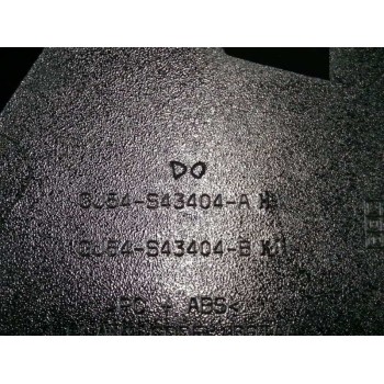 Recambio de moldura para ford kuga (cbs) referencia OEM IAM GJ54S43404A TRASERA PORTON NEGRO