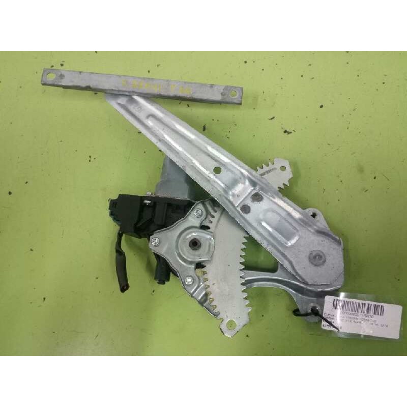 ELEVALUNAS TRASERO DERECHO