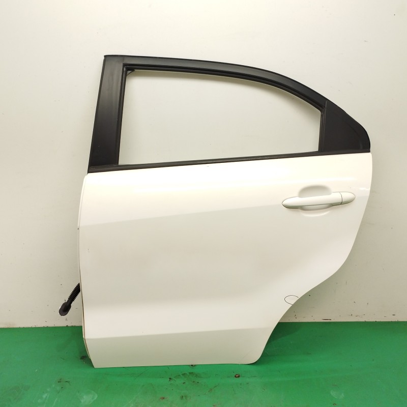 Recambio de puerta trasera izquierda para kia rio iii (ub) 1.2 cvvt referencia OEM IAM 770031W210 OBSERVAR FOTOS 