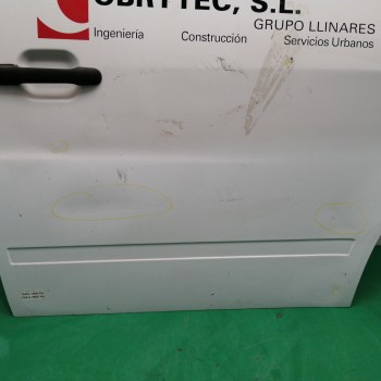 Recambio de puerta delantera derecha para mercedes-benz vito (w638) combi 2.3 diesel referencia OEM IAM  OBSERVAR FOTOS 
