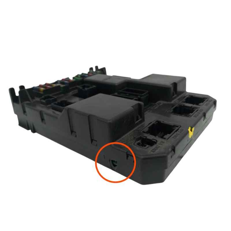 CAJA RELES / FUSIBLES OBSERVAR FOTO 9651197580