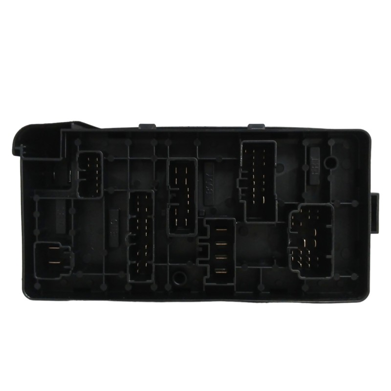 CAJA RELES / FUSIBLES