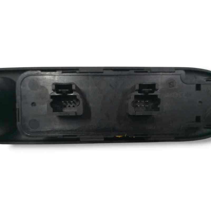 MANDO ELEVALUNAS DELANTERO IZQUIERDO