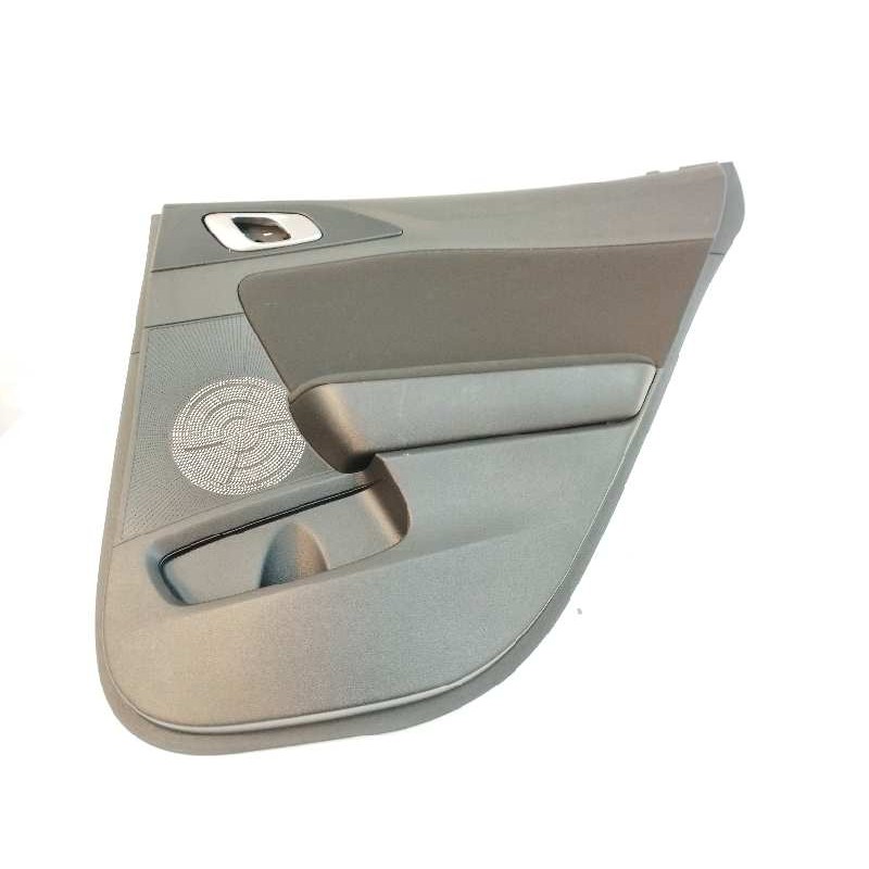 Recambio de guarnecido puerta trasera derecha para kia ceed sportswagon 1.0 tgdi cat referencia OEM IAM 83302J7020 NEGRO 