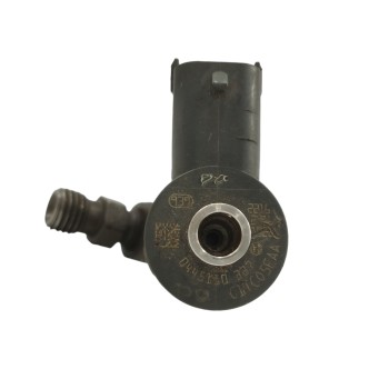 Recambio de inyector para opel insignia sports tourer 2.0 cdti cat referencia OEM IAM 0445110327  