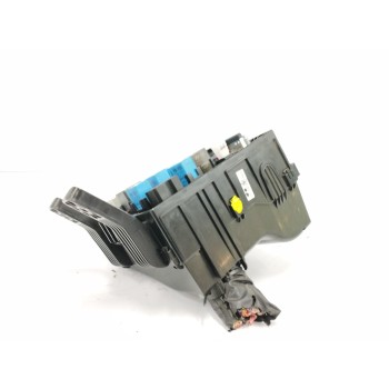 Recambio de caja reles / fusibles para kia sportage iii (sl) 2.0 crdi awd referencia OEM IAM 914253U352  