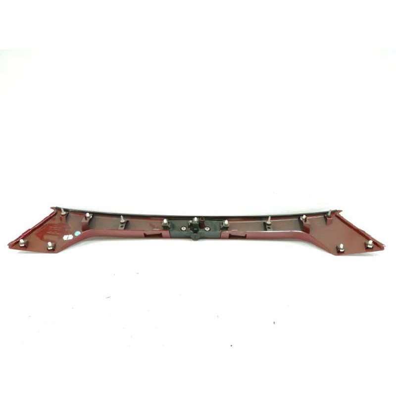 MOLDURA TRASERA PORTON GRANATE OBSERVAR FOTOS