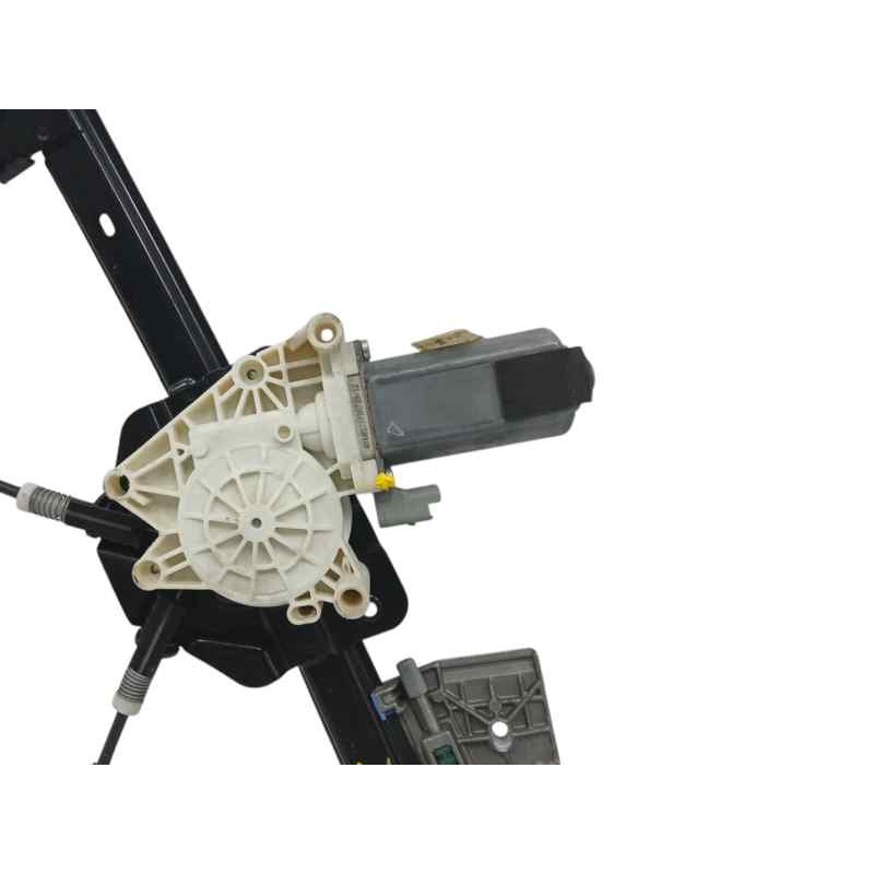 ELEVALUNAS DELANTERO IZQUIERDO