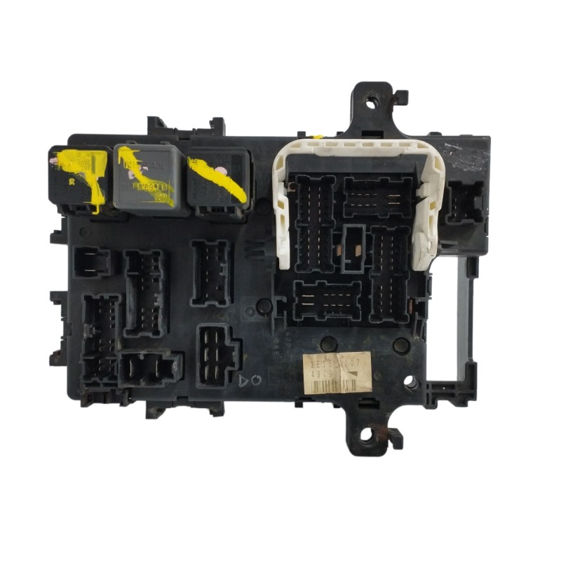 Recambio de caja reles / fusibles para nissan terrano/terrano.ii (r20) 2.7 turbodiesel referencia OEM IAM   