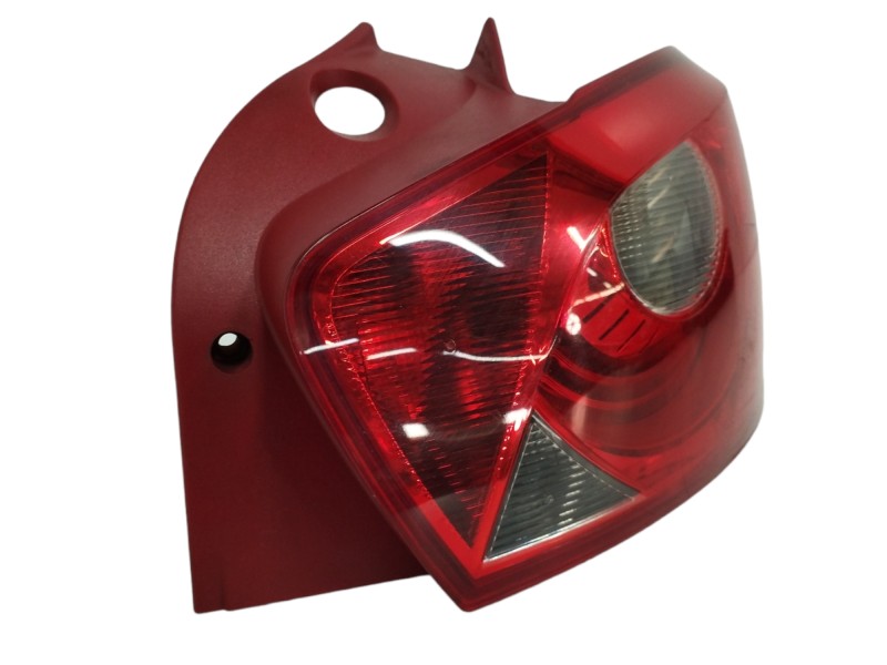 Recambio de piloto trasero derecho para seat ibiza sc (6j1) 1.6 tdi referencia OEM IAM 6J4945096H Recambio de piloto trasero derecho para seat ibiza sc (6j1) 1.6 tdi referencia OEM IAM 6J4945096H