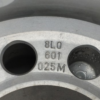 Recambio de llanta para audi a3 (8l) 1.9 tdi referencia OEM IAM 8L0601025M 6JX15H2 ET38 
