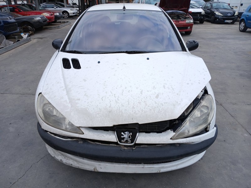 Recambio de carroceria corte para peugeot 206 berlina 1.4 referencia OEM IAM   