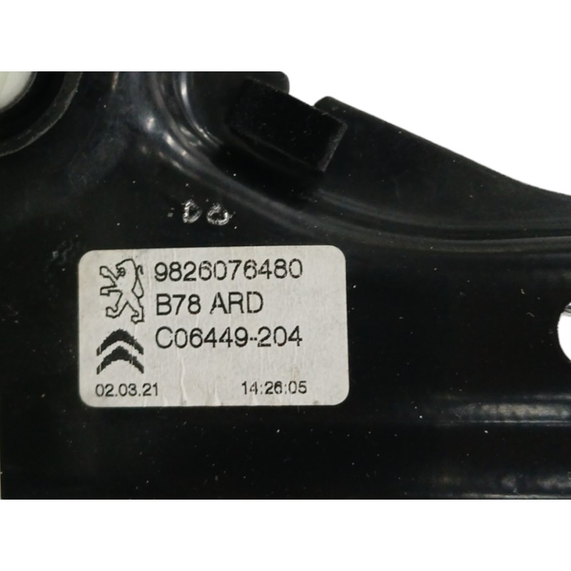 ELEVALUNAS TRASERO DERECHO 9825709380