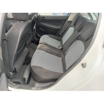 Recambio de carroceria corte para peugeot 206 berlina 1.4 referencia OEM IAM   
