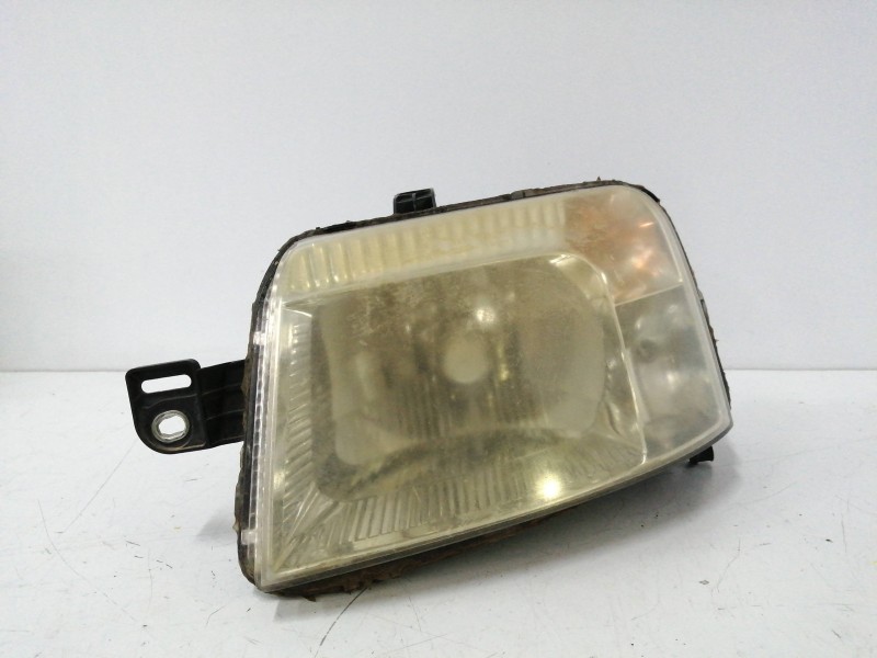 Recambio de faro izquierdo para fiat panda (169) básico 4x4 referencia OEM IAM  PARA PULIR 