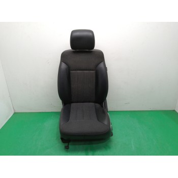 ASIENTO DELANTERO IZQUIERDO 