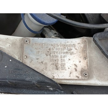 Recambio de carroceria corte para peugeot 206 berlina 1.4 referencia OEM IAM   