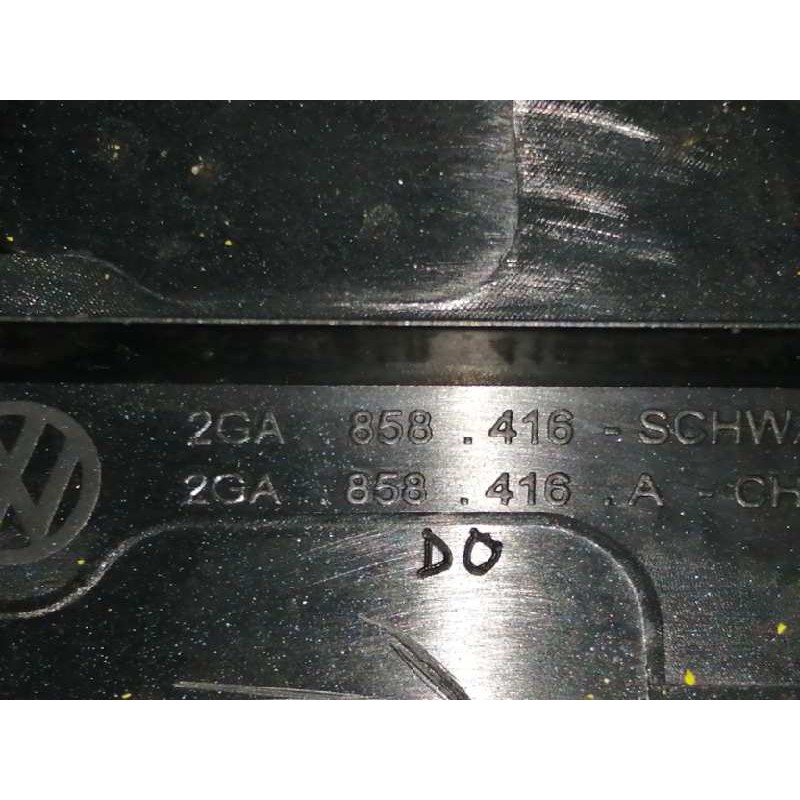 MOLDURA DEL SALPICADERO AZUL