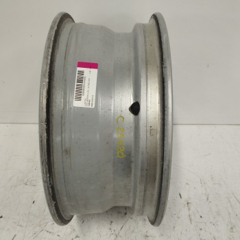 Recambio de llanta para kia carens iii monospace (un) 1.6 crdi 110 referencia OEM IAM 529101D110 6,0JX15OFF SET41 5H 5X115