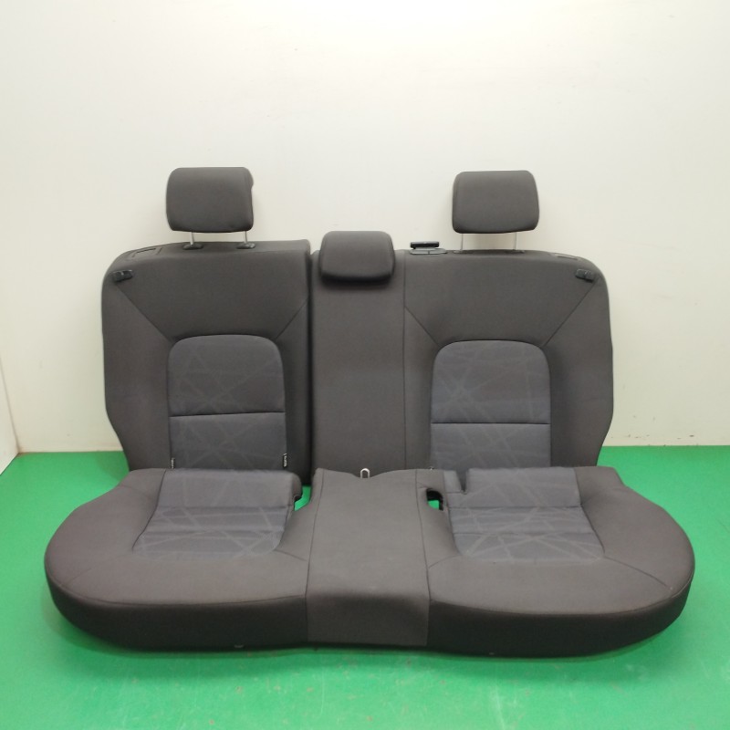 Recambio de asientos traseros para kia rio iii (ub) 1.2 cvvt referencia OEM IAM   