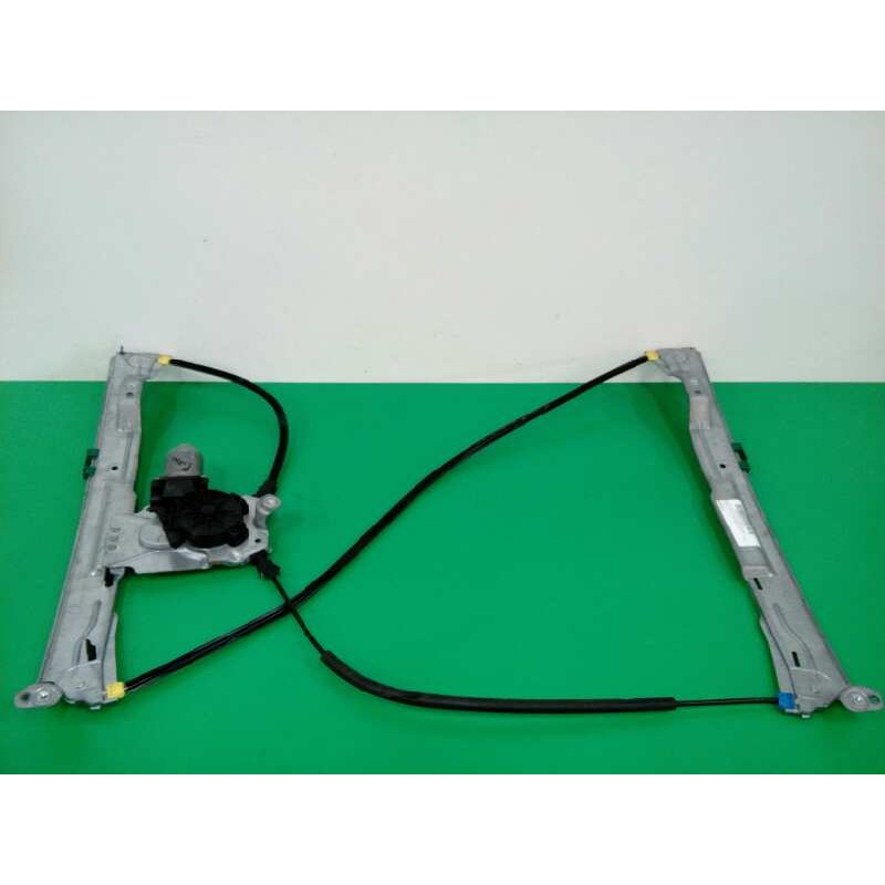 Recambio de elevalunas delantero izquierdo para renault clio iii confort dynamique referencia OEM IAM FUNDA 8200826167 