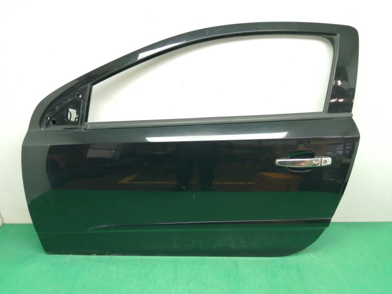 Recambio de puerta delantera izquierda para opel astra gtc 16v referencia OEM IAM OBSERVAR FOTOS Recambio de puerta delantera izquierda para opel astra gtc 16v referencia OEM IAM OBSERVAR FOTOS