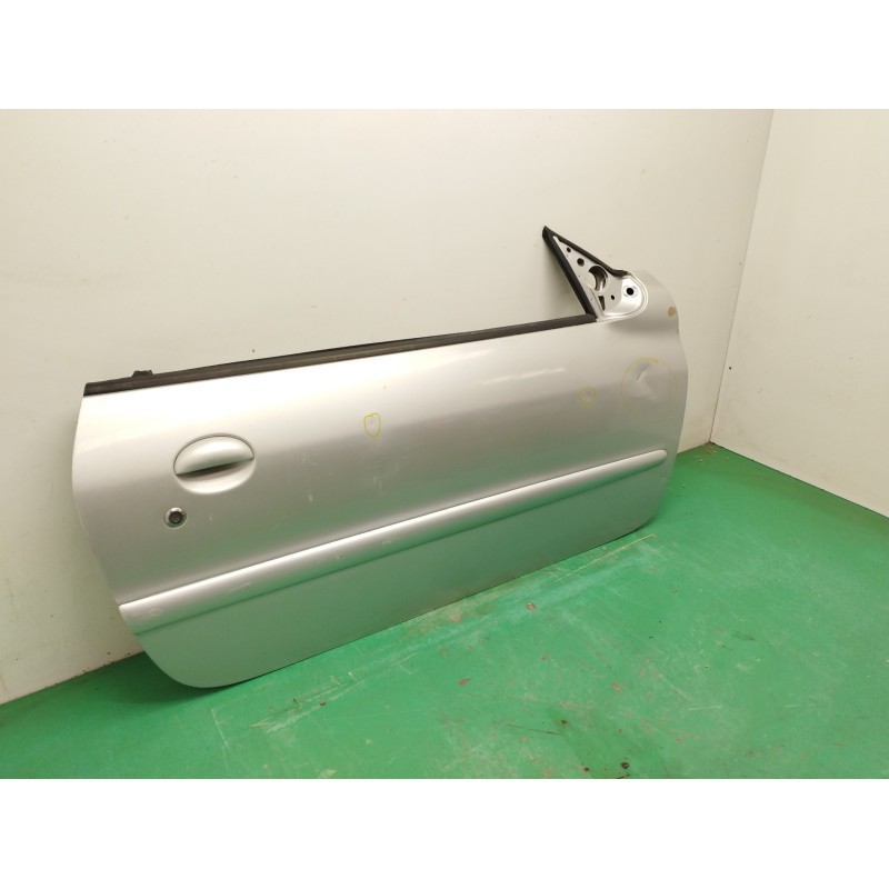 PUERTA DELANTERA DERECHA OBSERVAR FOTOS