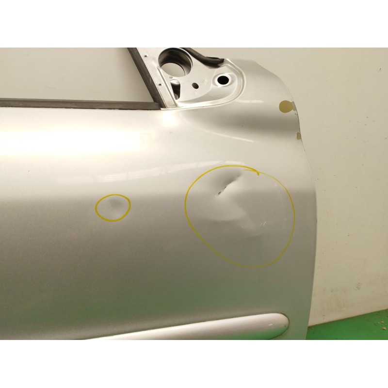 PUERTA DELANTERA DERECHA OBSERVAR FOTOS