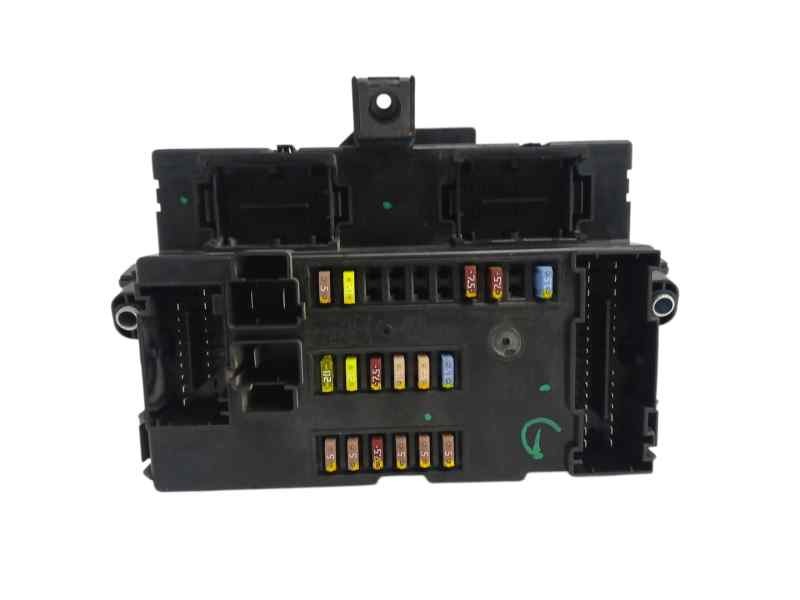 Recambio de caja reles / fusibles para iveco daily furgón 2.3 diesel referencia OEM IAM 5802099154 Recambio de caja reles / fusibles para iveco daily furgón 2.3 diesel referencia OEM IAM 5802099154