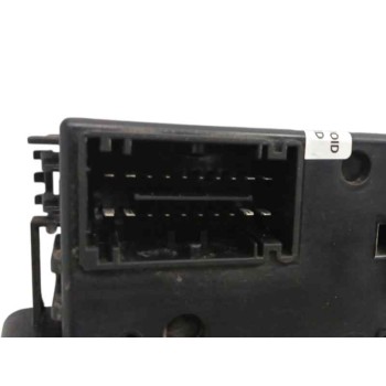 Recambio de caja reles / fusibles para iveco daily furgón 2.3 diesel referencia OEM IAM 5802099154  