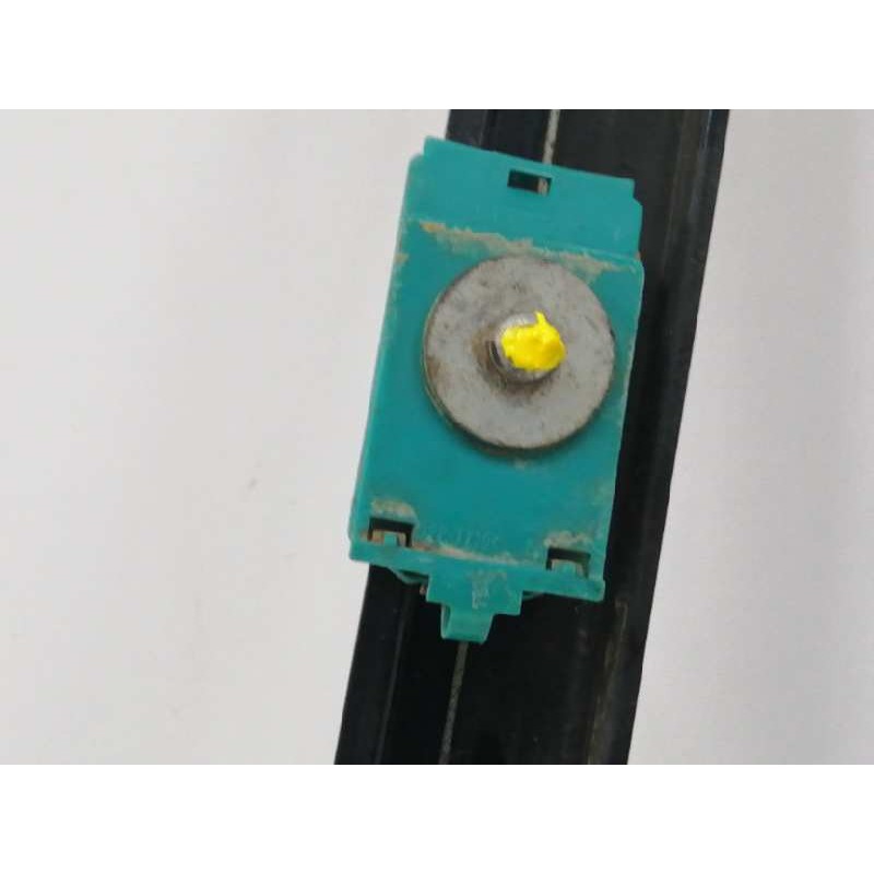 ELEVALUNAS DELANTERO IZQUIERDO 0130821764