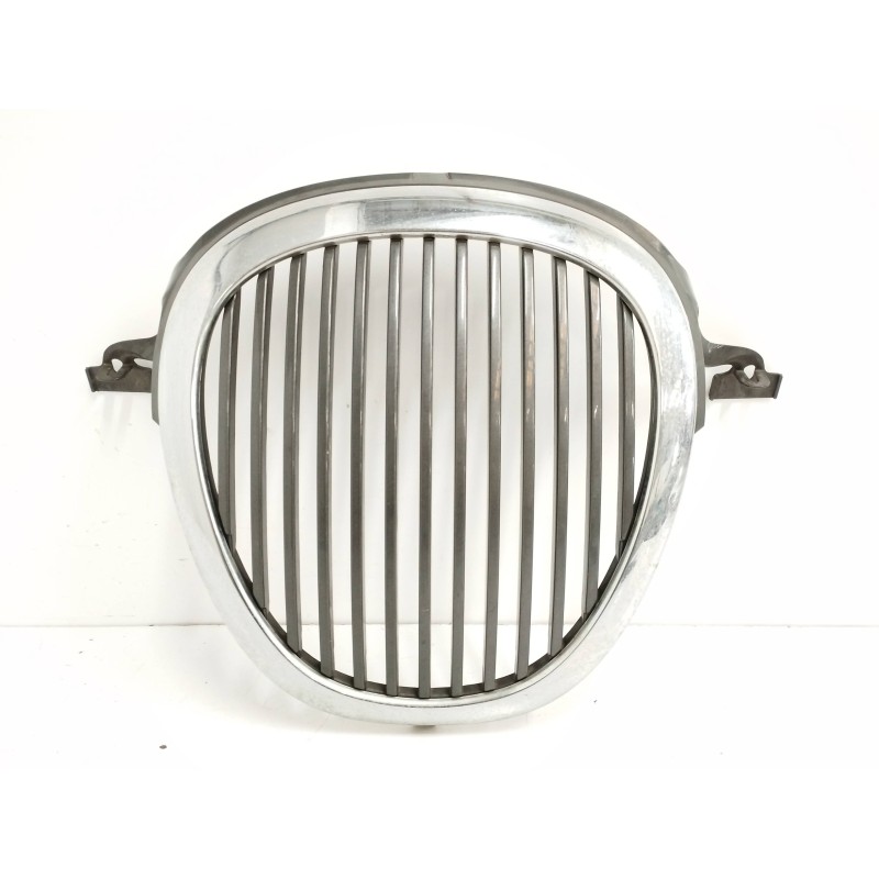 Recambio de rejilla delantera para jaguar s-type 3.0 v6 executive referencia OEM IAM XR838A133AA  