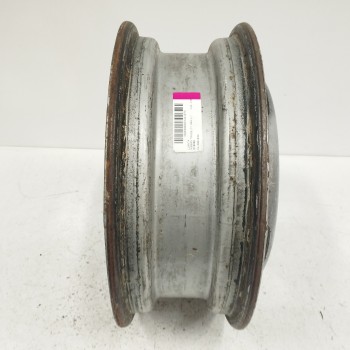 Recambio de llanta para nissan trade referencia OEM IAM 081050133C 5JX15 5H 5X160