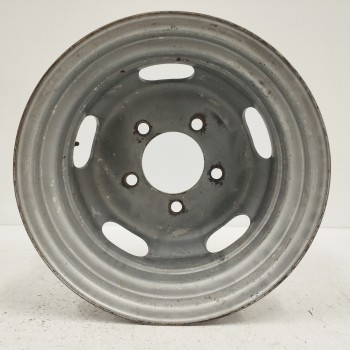 Recambio de llanta para nissan trade referencia OEM IAM 081050133C 5JX15 5H 5X160