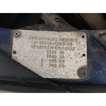 Recambio de carroceria corte para peugeot 206 berlina 1.9 diesel referencia OEM IAM   