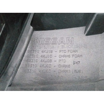 Recambio de rejilla delantera para nissan np300 pick-up (d23) referencia OEM IAM 623104KJ0C CROMADO 
