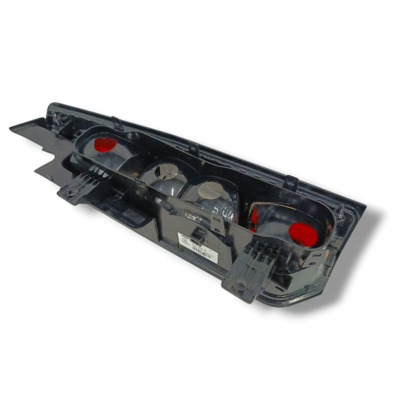PILOTO TRASERO IZQUIERDO R2X613N553BA