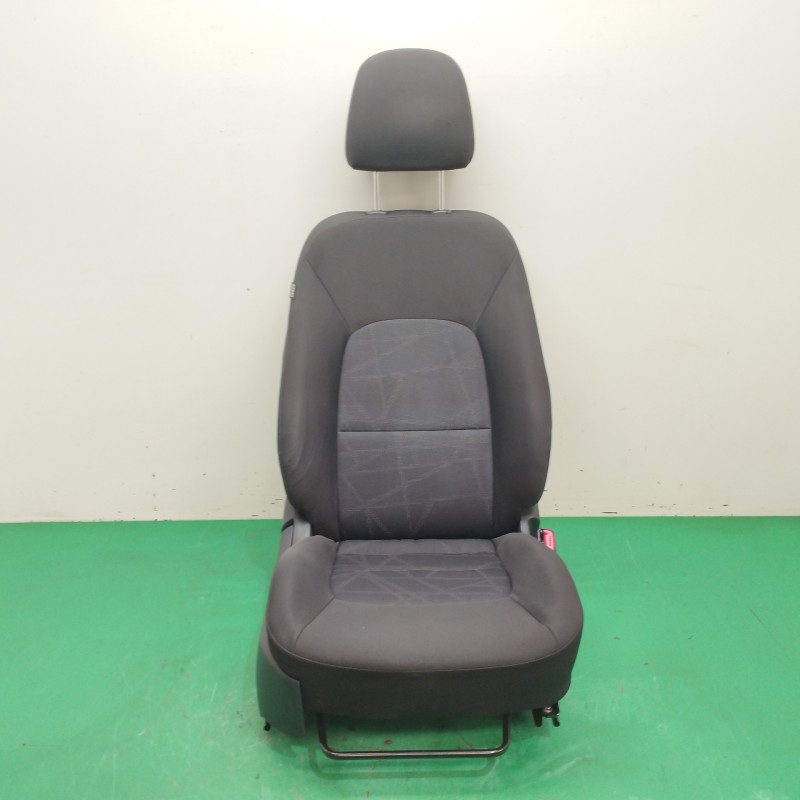 Recambio de asiento delantero derecho para kia rio iii (ub) 1.2 cvvt referencia OEM IAM   