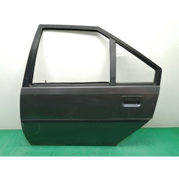 PUERTA TRASERA IZQUIERDA NECESITA REPARACION OBSERVAR FOTOS