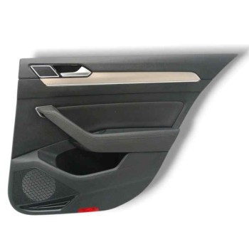 GUARNECIDO PUERTA TRASERA DERECHA 3G5867212ACHQB NEGRO 