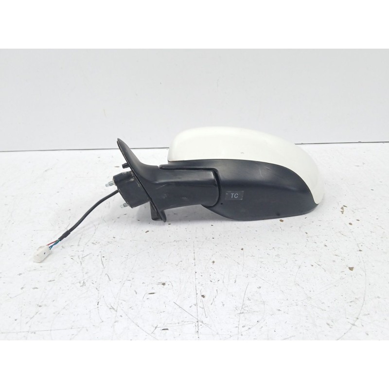 RETROVISOR IZQUIERDO