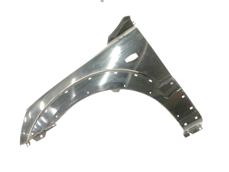 Recambio de aleta delantera izquierda para kia sorento 2.5 crdi cat referencia OEM IAM Recambio de aleta delantera izquierda para kia sorento 2.5 crdi cat referencia OEM IAM
