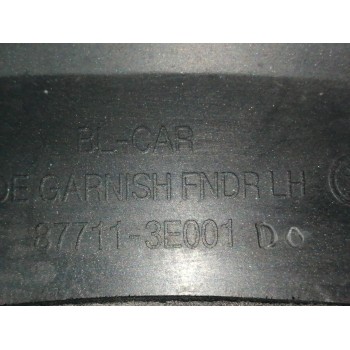 Recambio de aletin delantero izquierdo para kia sorento 2.5 crdi cat referencia OEM IAM 877113E001  
