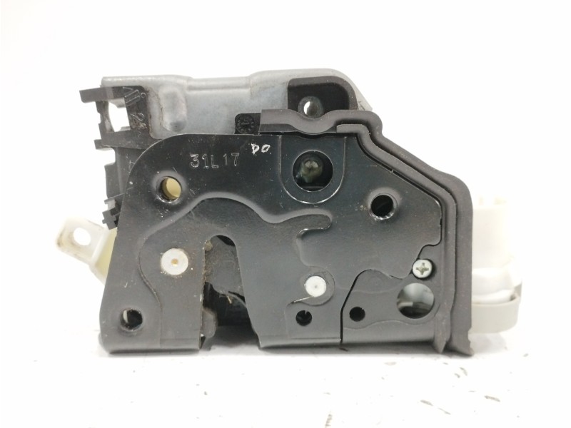 Recambio de cerradura puerta delantera izquierda para audi a4 avant (8w5) 2.0 16v tdi referencia OEM IAM 8X1837015C Recambio de cerradura puerta delantera izquierda para audi a4 avant (8w5) 2.0 16v tdi referencia OEM IAM 8X1837015C
