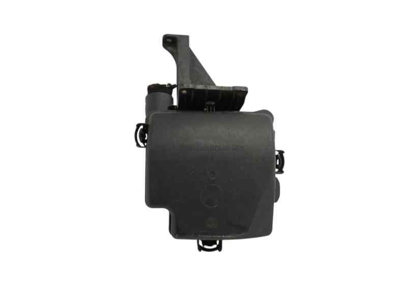 Recambio de caja reles / fusibles para iveco daily furgón 2.3 diesel referencia OEM IAM 5801852354  