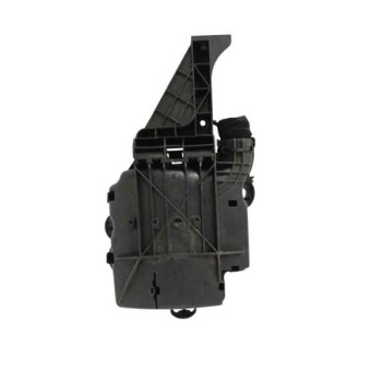 Recambio de caja reles / fusibles para iveco daily furgón 2.3 diesel referencia OEM IAM 5801852354  